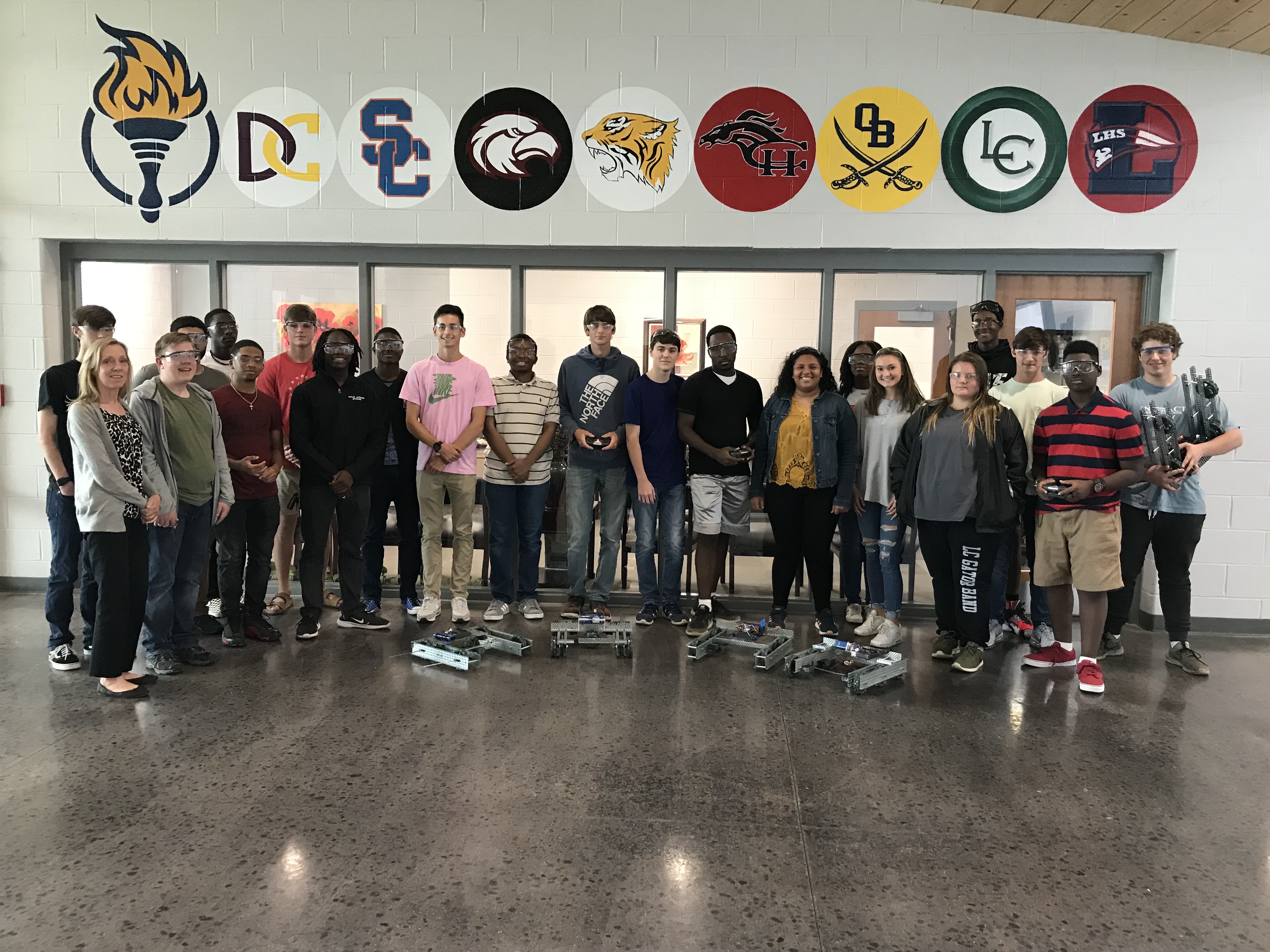 Group of students posing for picture