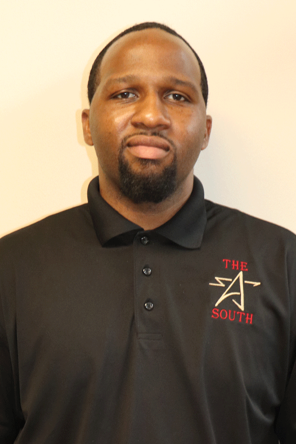 Cameron Robinson, Men's Head Basketball Coach