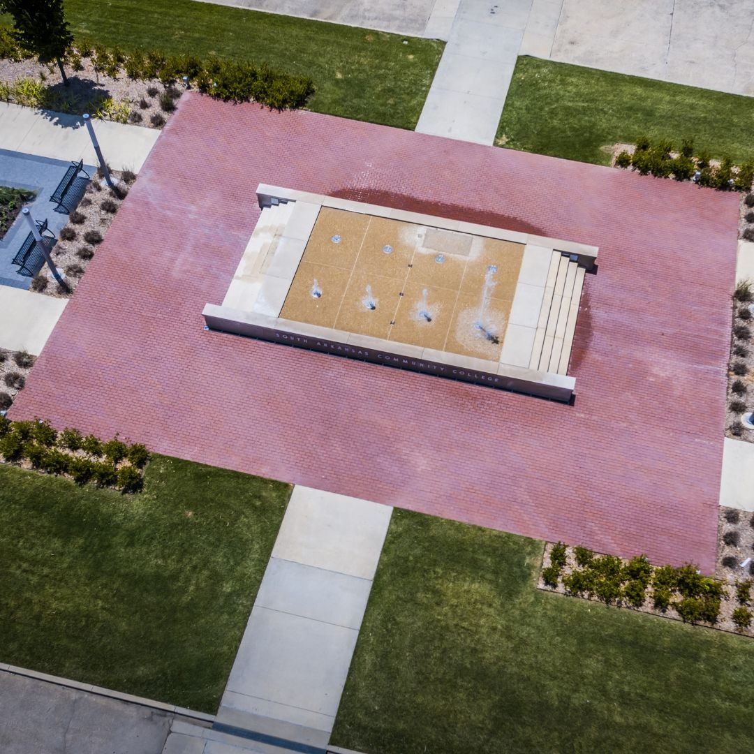 Photo of Heritage Plaza fountain