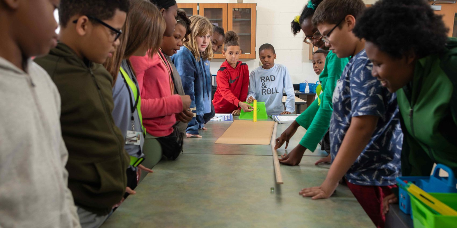 Students in STEM class