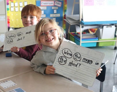 FUNDATIONS: READING AND SPELLING