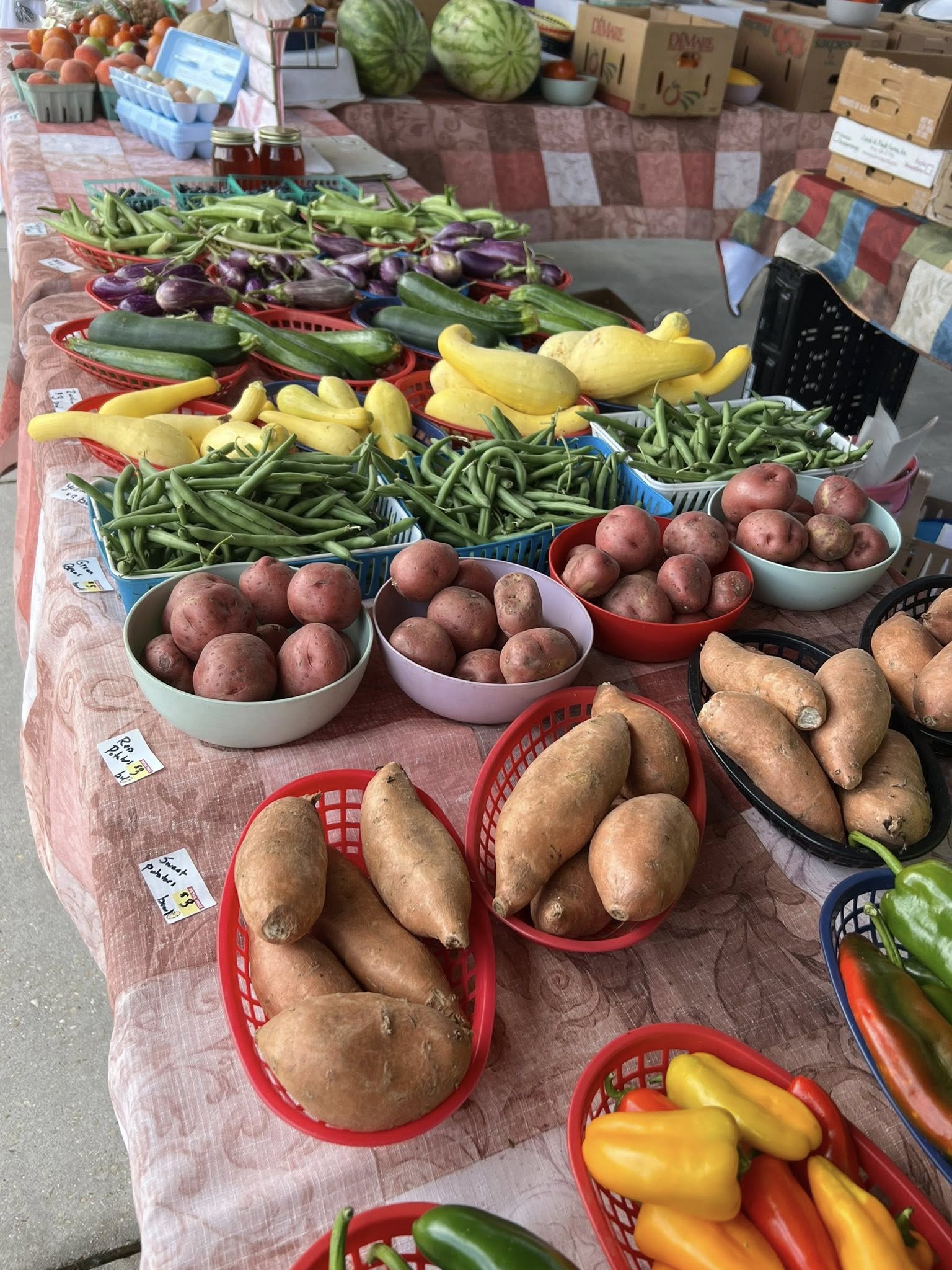 farmers market 