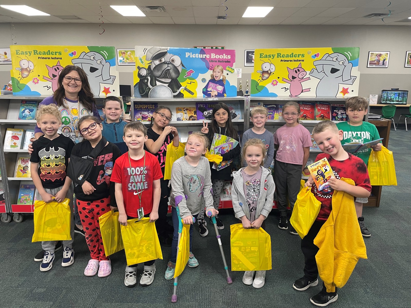 LES Students at book Fair