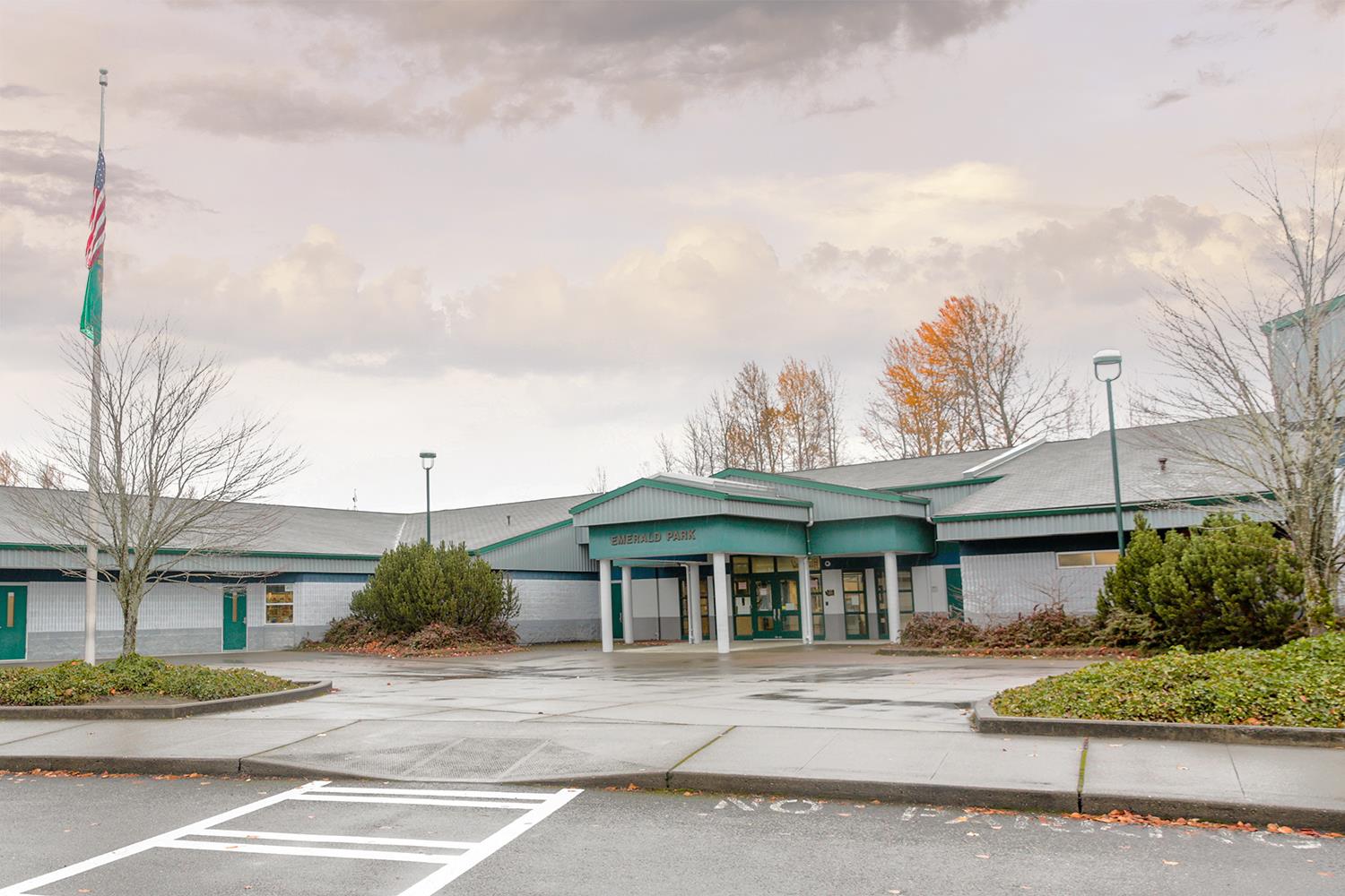 Exterior of Emerald Park Elementary