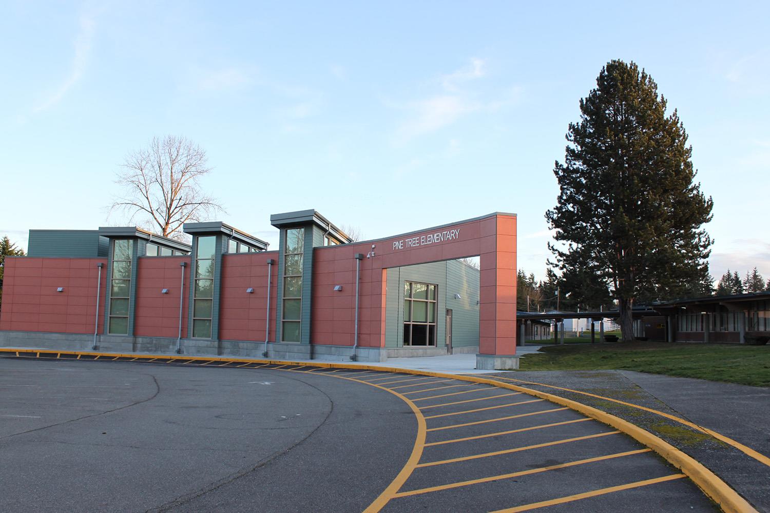 Exterior of Pine Tree Elementary