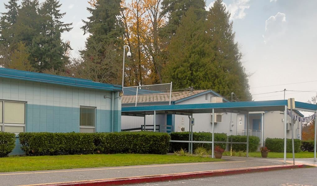 Exterior of Scenic Hill Elementary