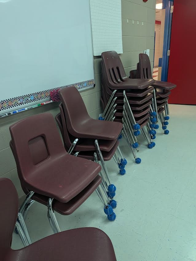 VARIOUS CHAIRS