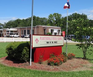 Plantersville Middle School sign and front entrance
