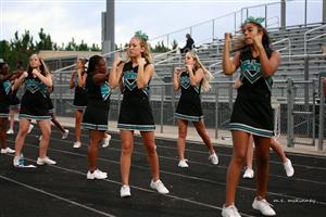 cheerleading squad performing