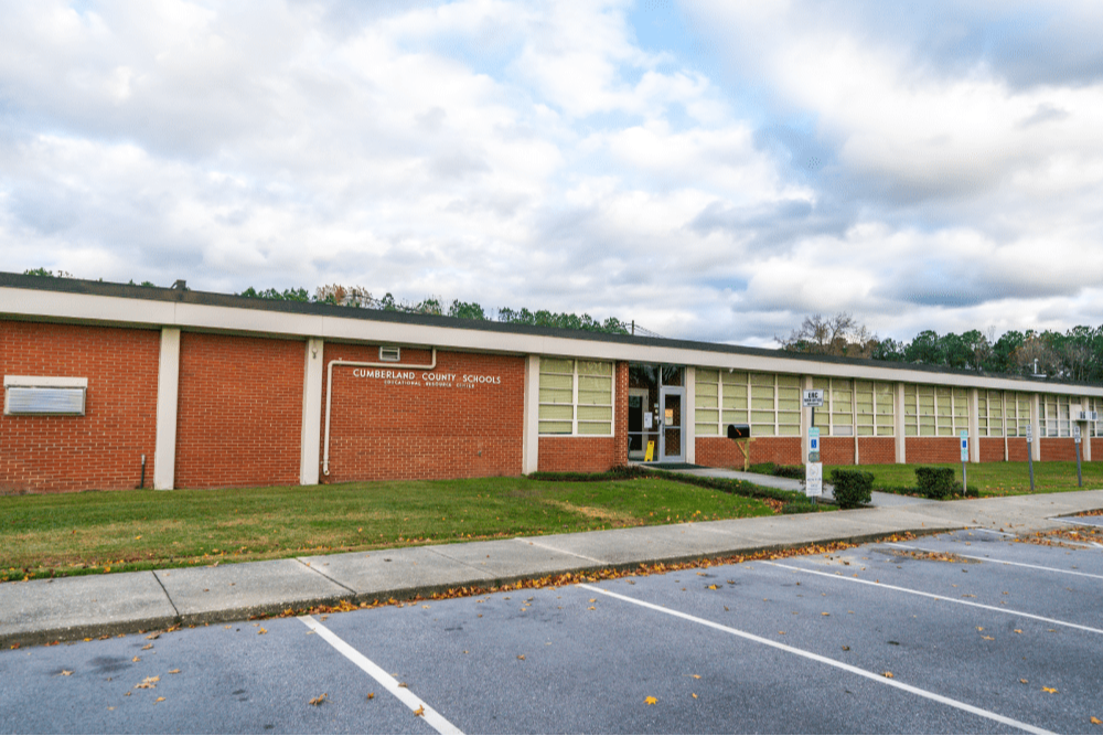 A photo of the front of cumberland academy k-5