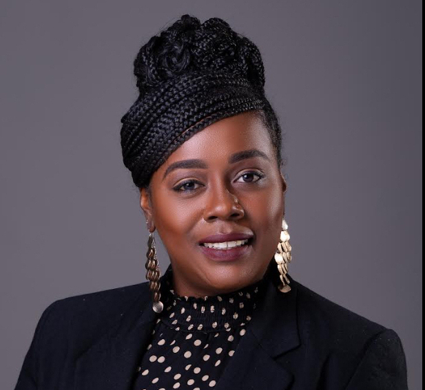 Elan Goodman-Robinson headshot