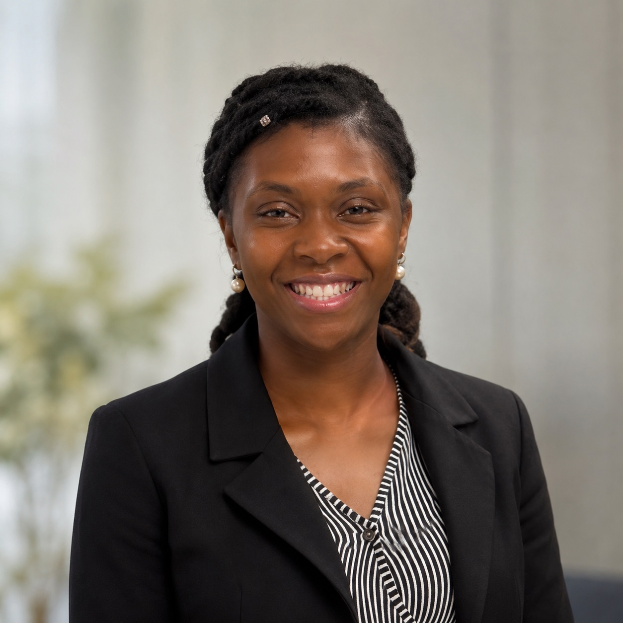 Headshot of Ms.  Tetterton