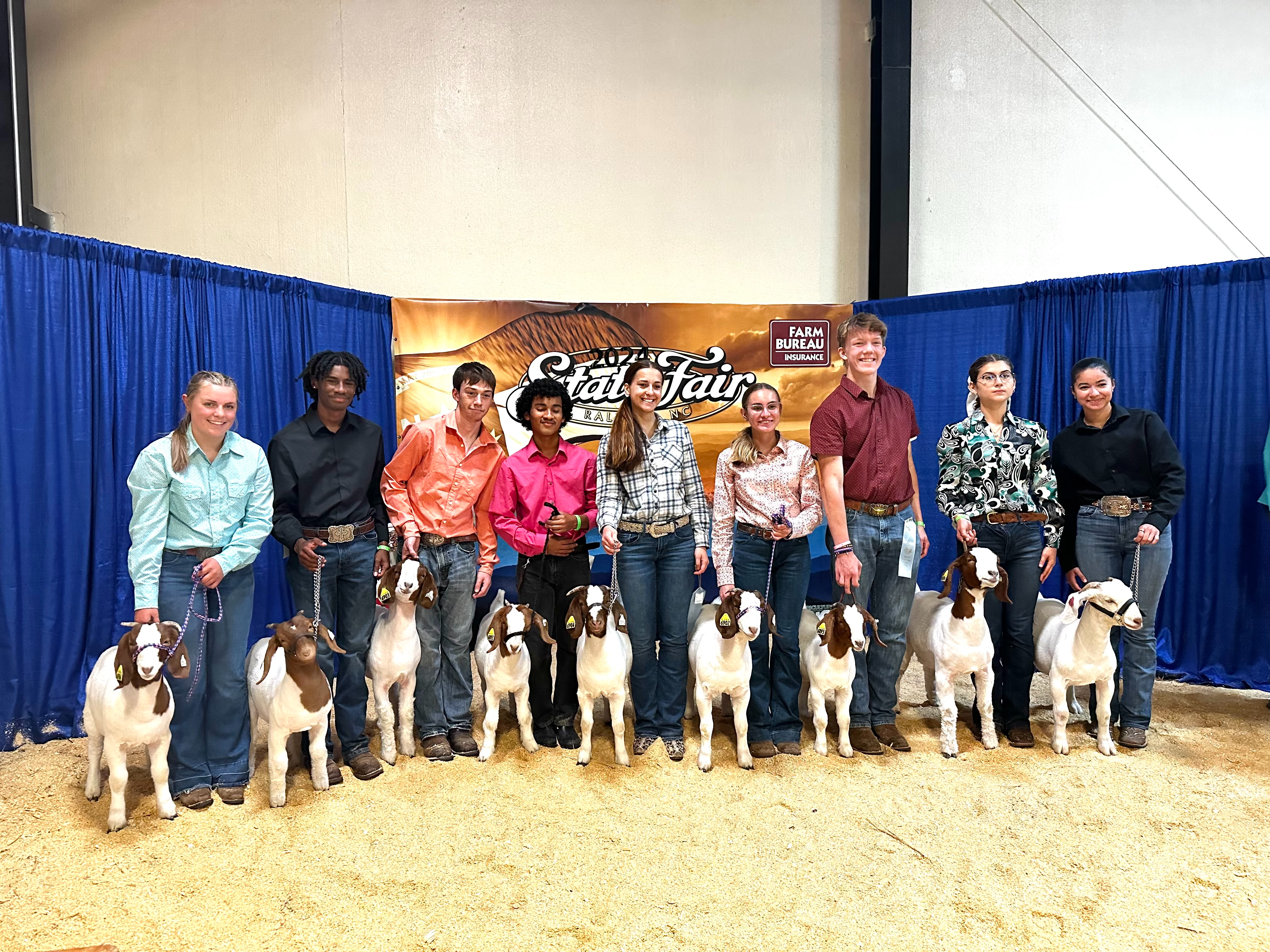 Grays Creek FFA with goats