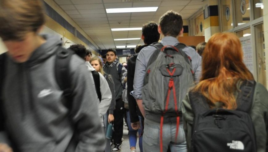 Students on the hallway