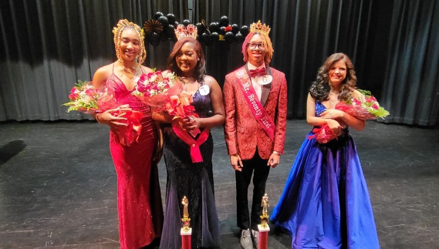 Pictures of the Mr. and Miss SFHS winners