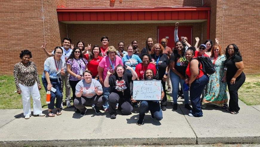 PIcture of SFHS faculty and staff
