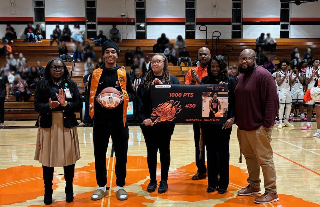 Image of basketball player reaching 1000 points