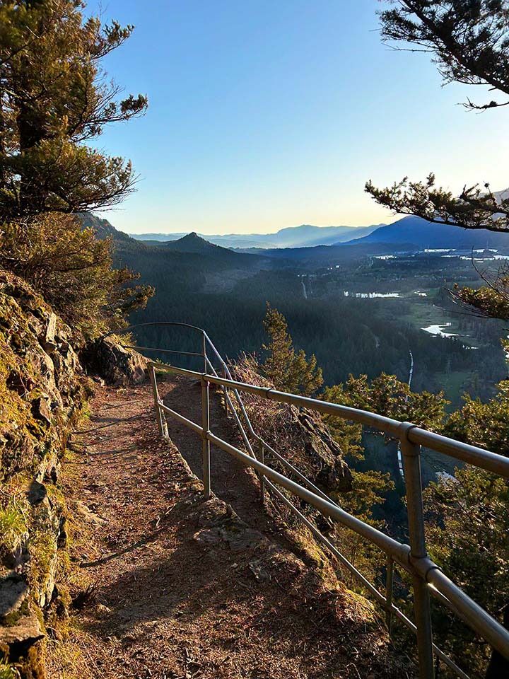 Beacon Rock Trail, Lainey Johnston, 11th grade, BGHS