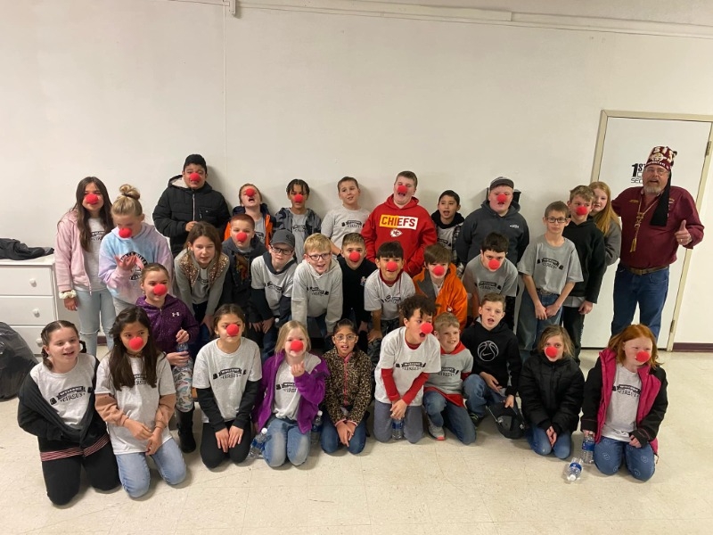 4th graders attend circus
