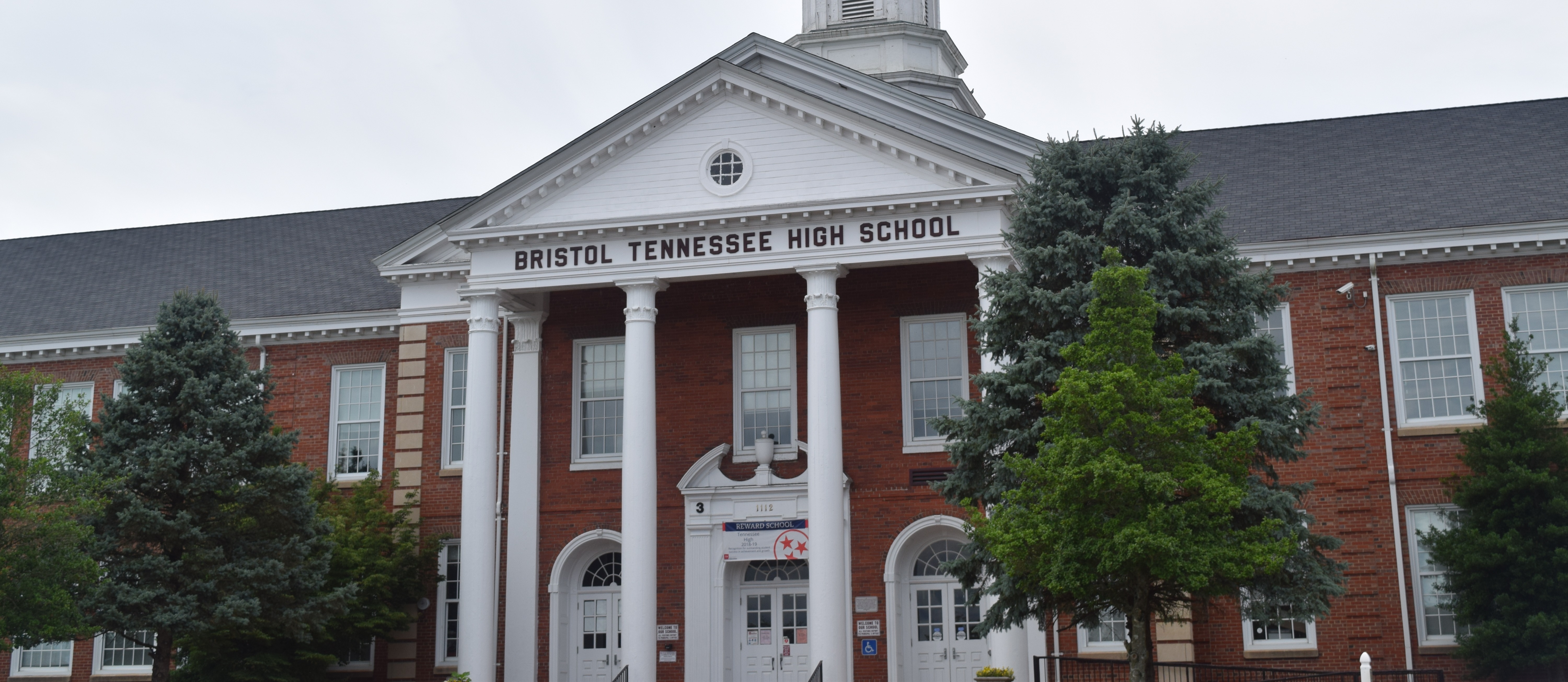 An image of the front of Tennessee High School