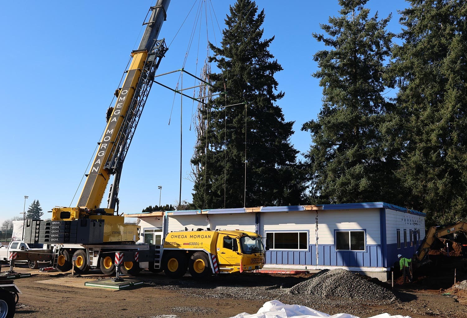 Fitting modulars together with a large crame