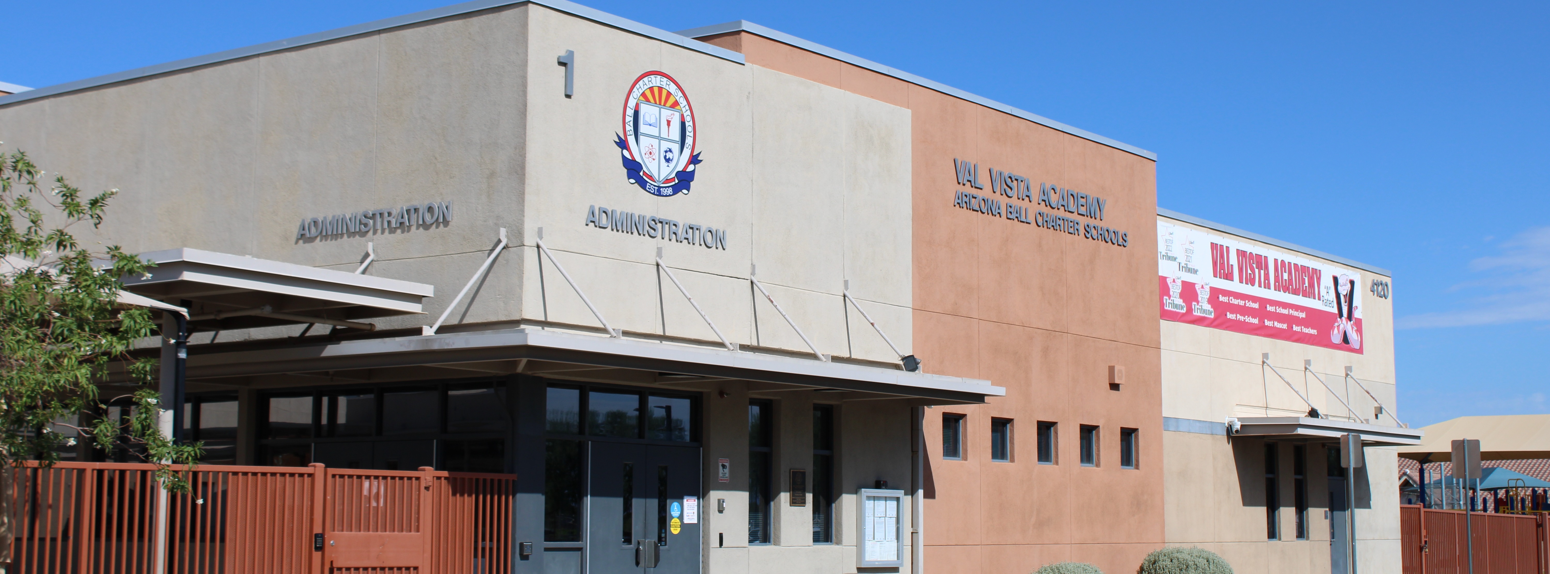 Val Vista Academy front of school