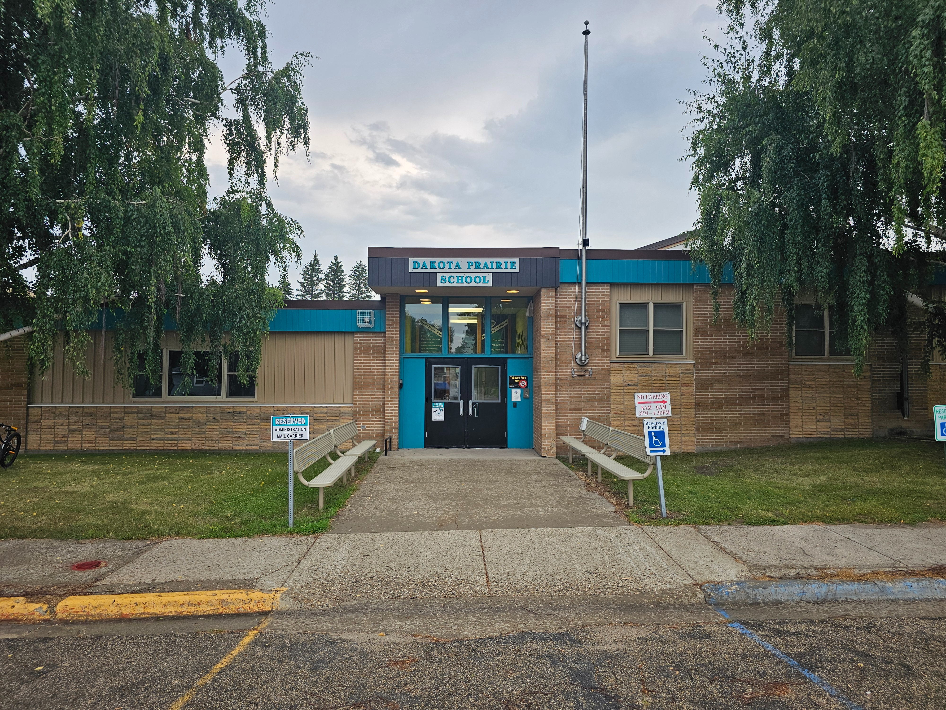 Dakota Prairie Elementary