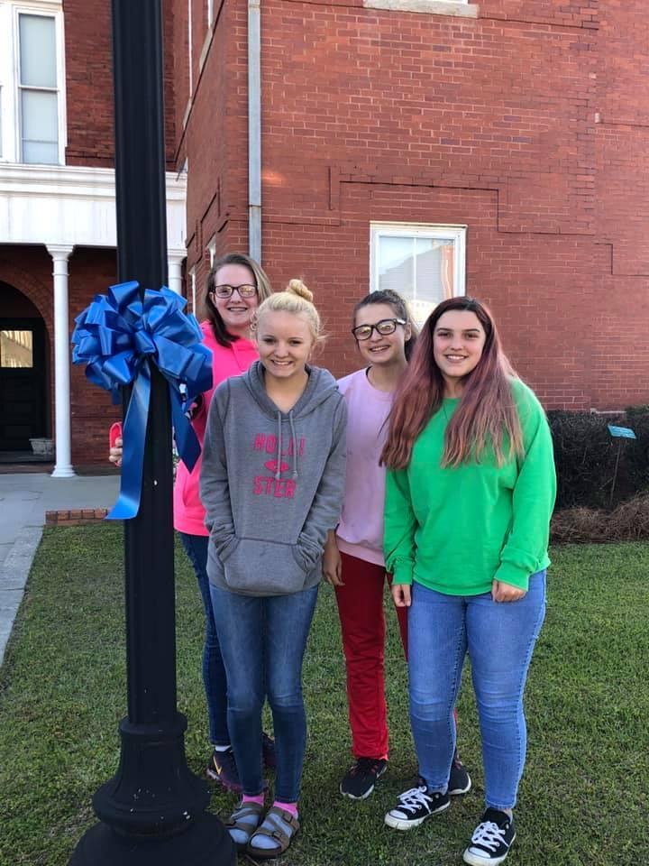 BR Academy students doing community service