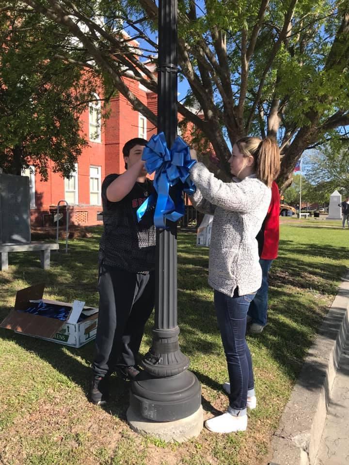 BR Academy students doing community service
