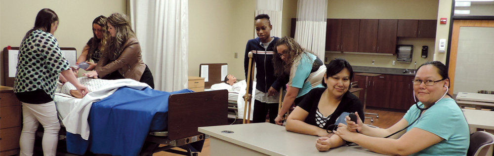 photo of students in the Medical Services Program working in the Lab