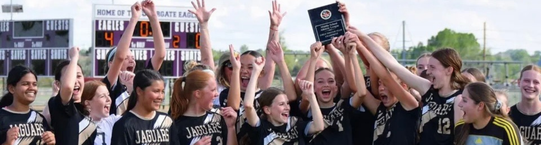 girls team cheering