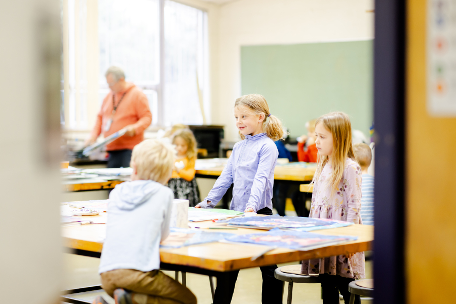 kids in classroom