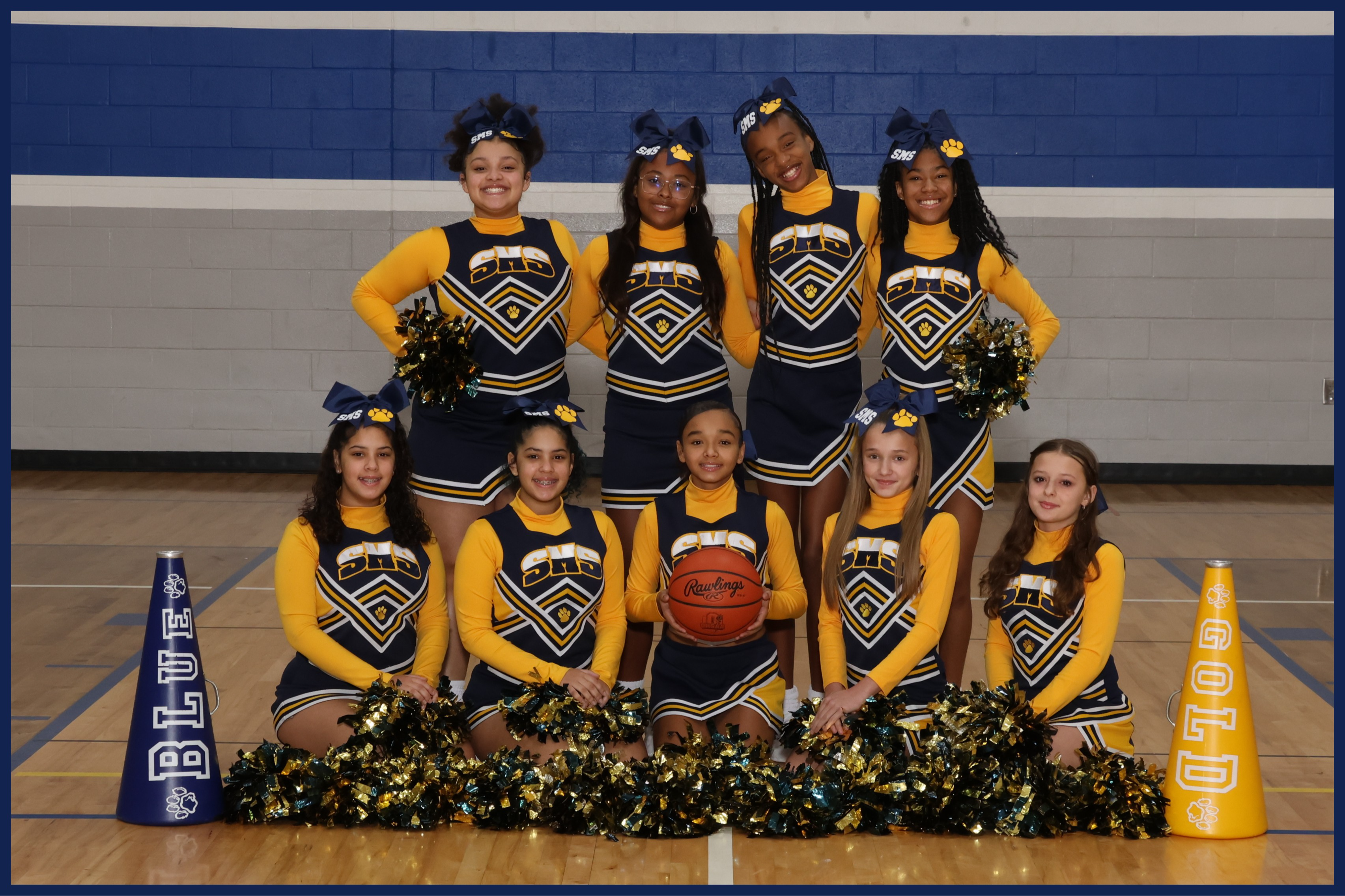 7th Grade Winter Cheerleading Team Photo