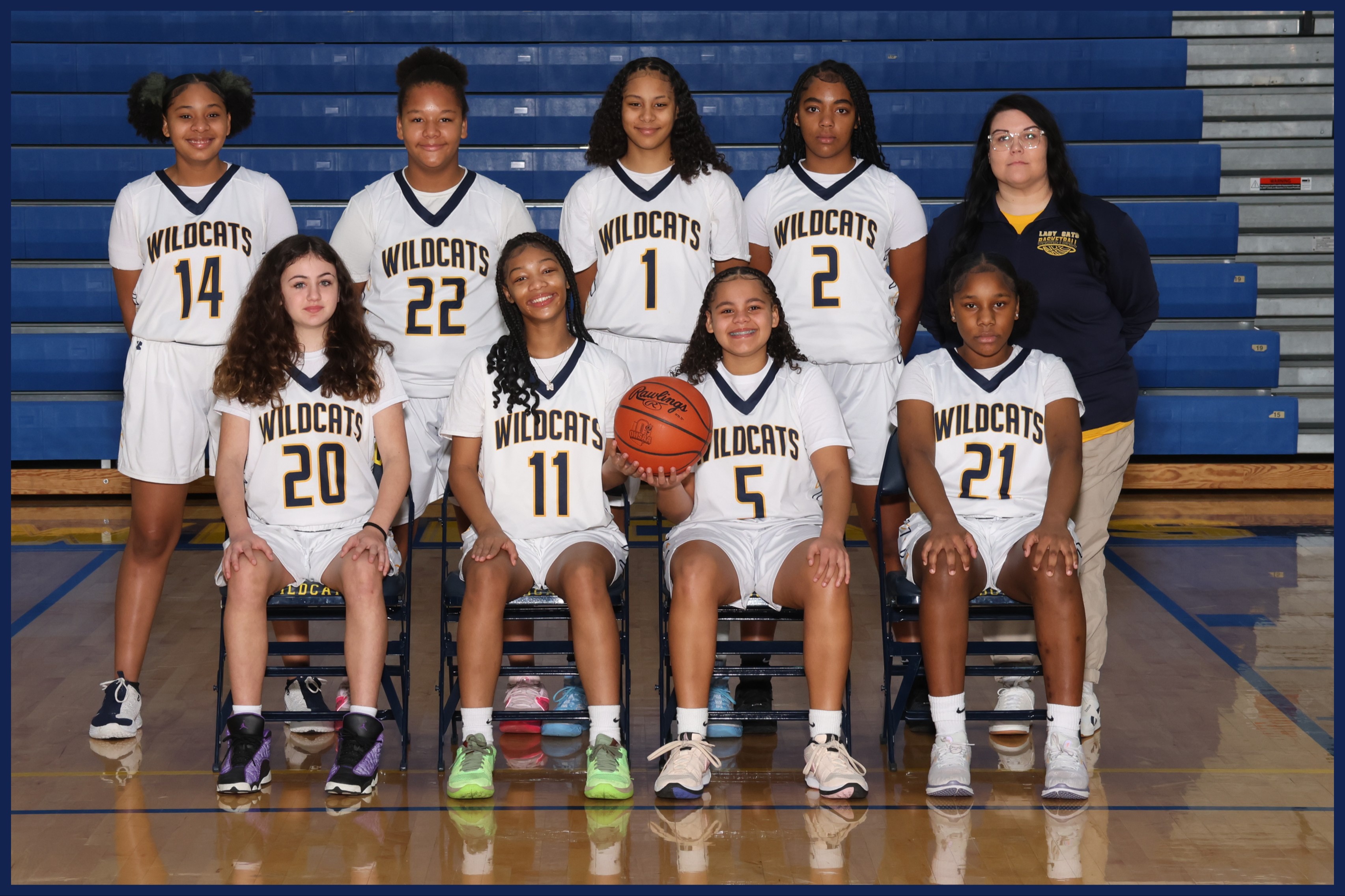 Middle School Girls Basketball Team Photo