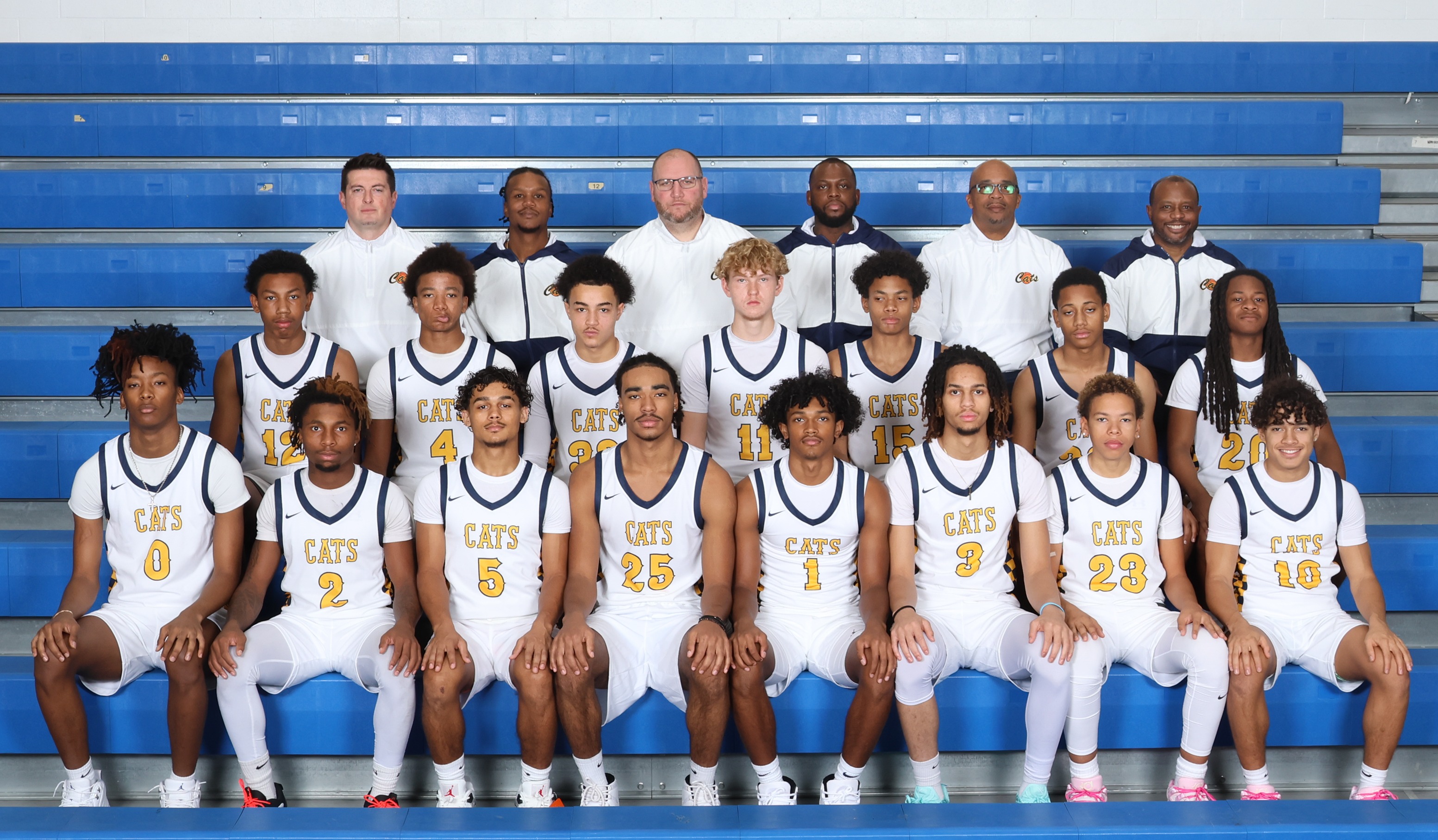 Varsity Boys Basketball Team Photo