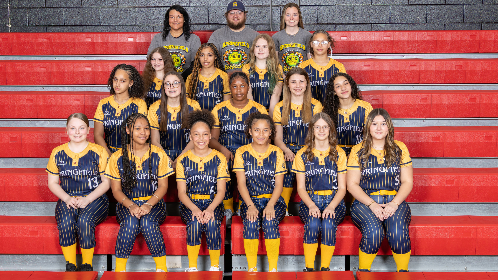 Middle School Softball Team Photo