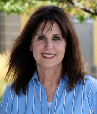 Ann Schultz headshot