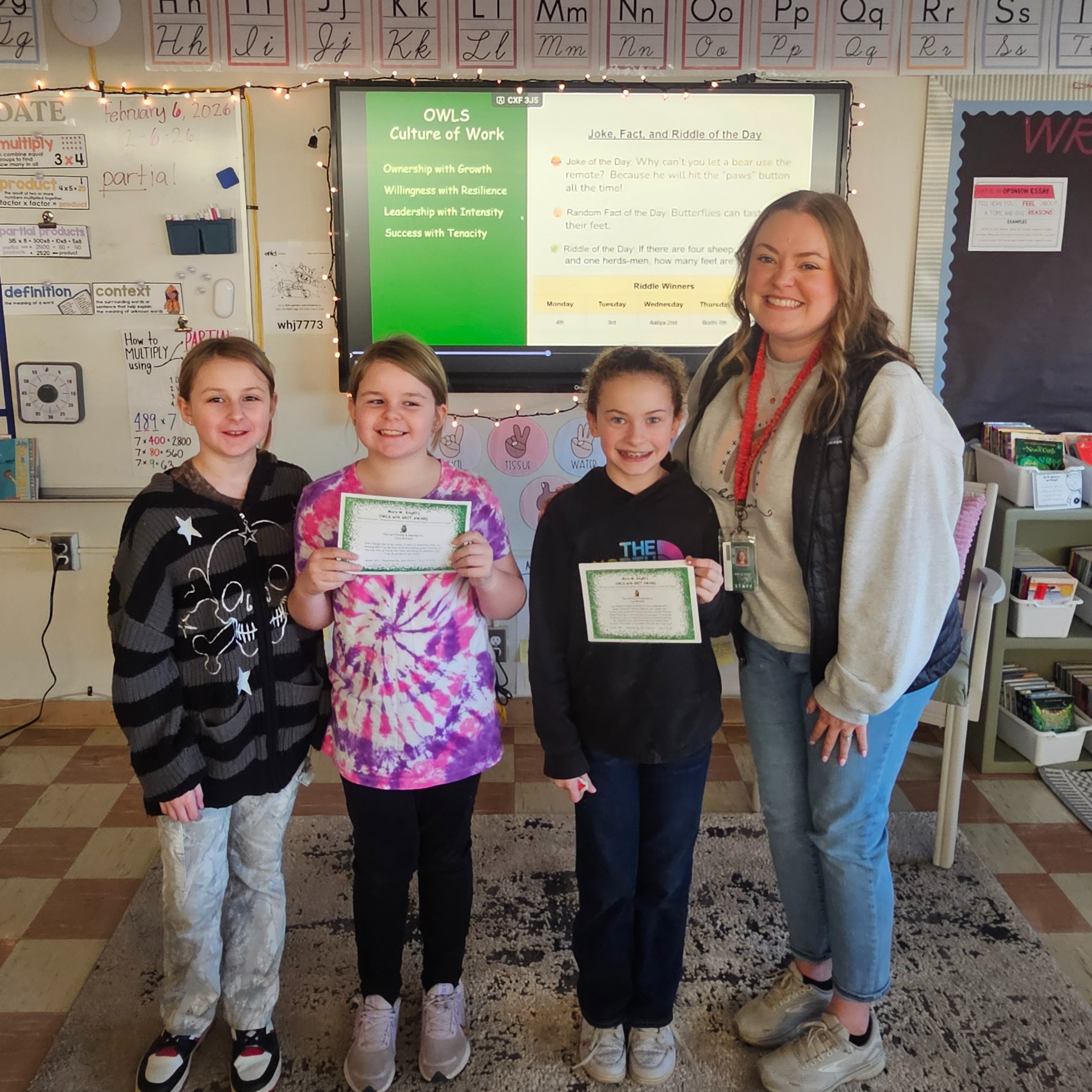 Abbi Kitchell and Macy Masteller