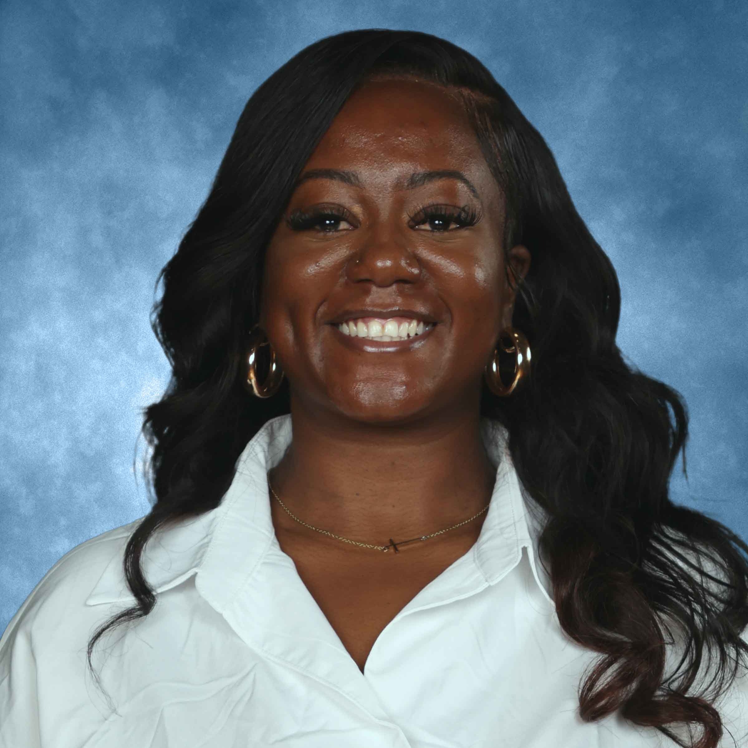 Photo of instructor: Angelica Kelley