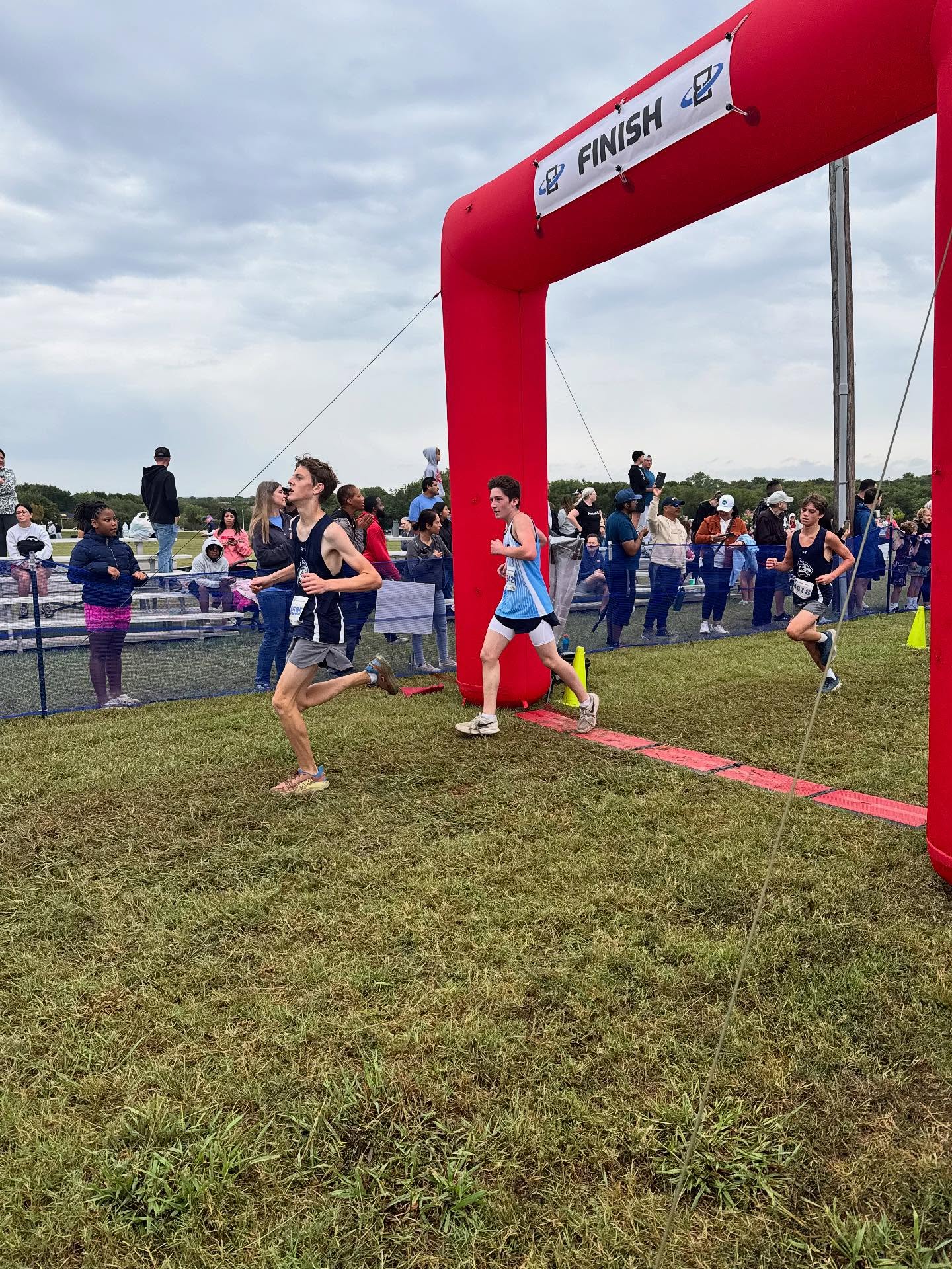 Brayden Sides finishing strong!!