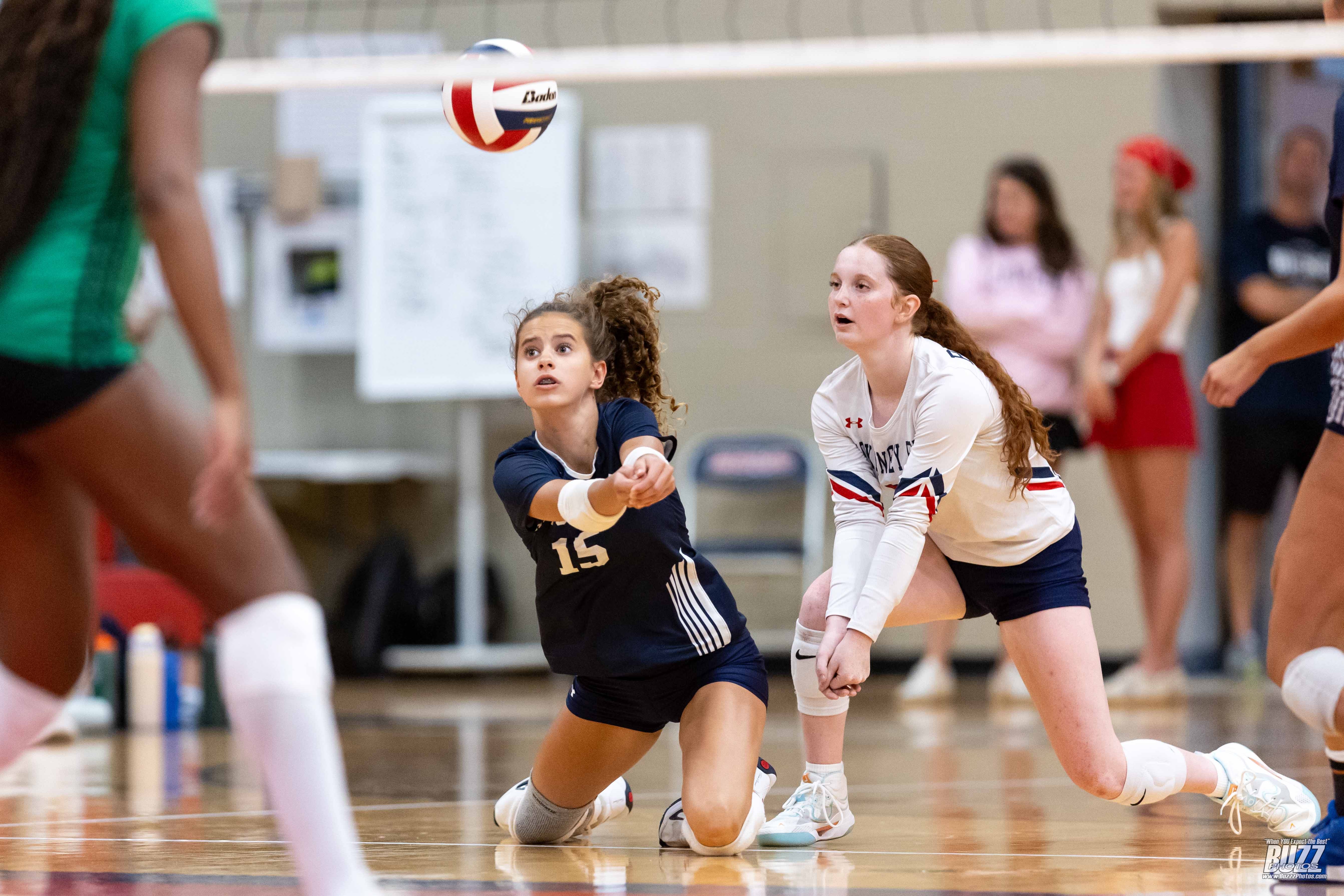 Kalia Hart with the dig on the outside