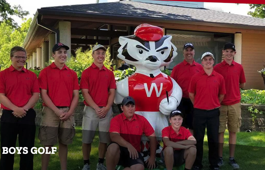 golf team posing for a picture