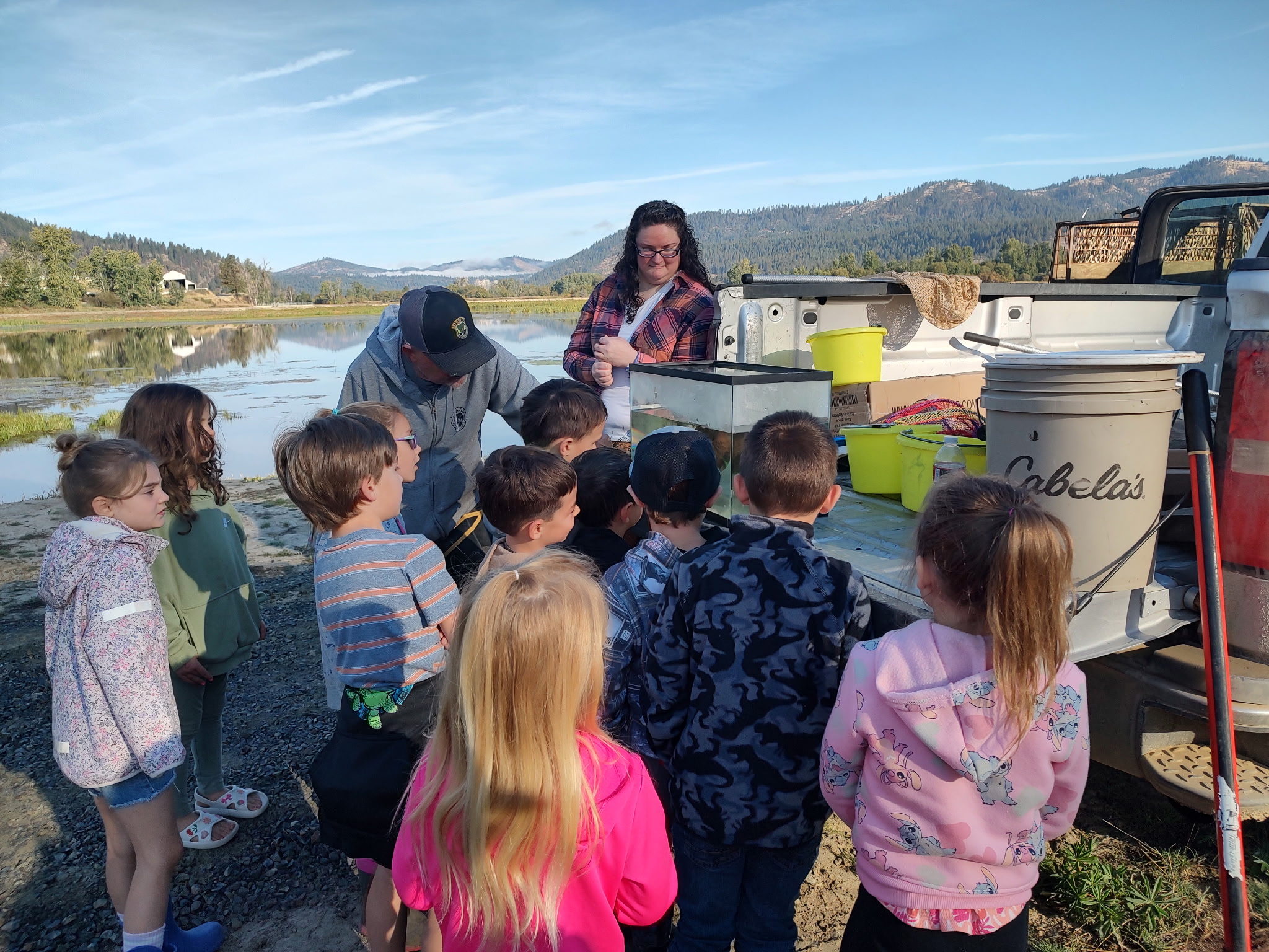 pictures of kids on a field trip to wetlands