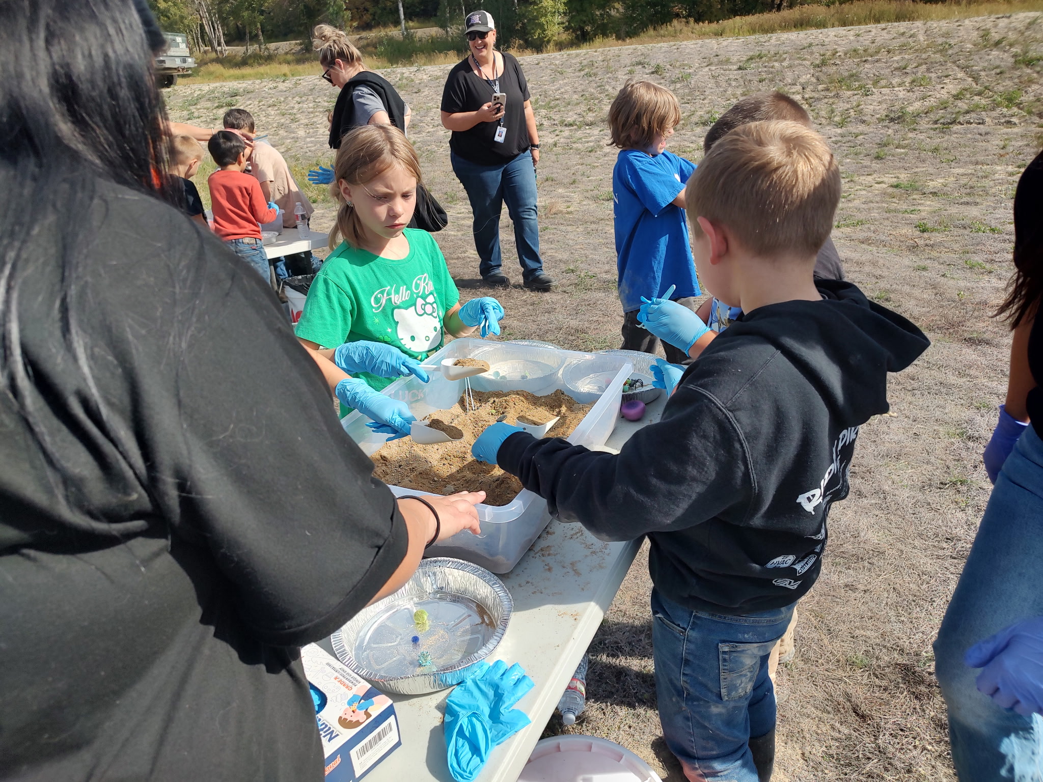 pictures of kids on a field trip to wetlands