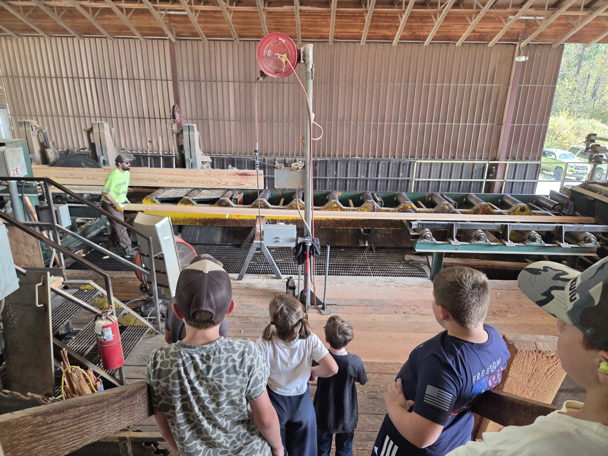 kids on a field trip to cataldo mission