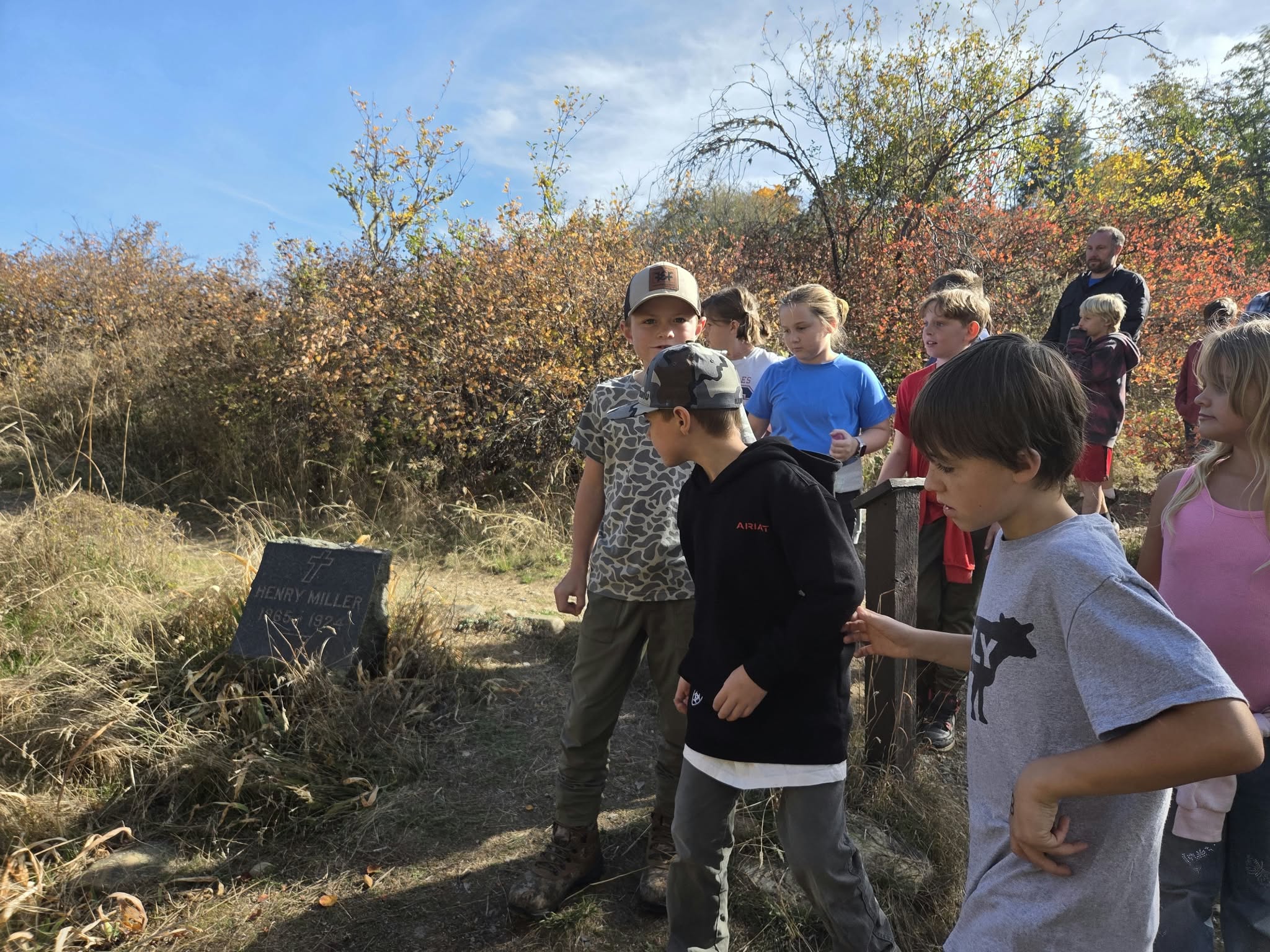 kids on a field trip to cataldo mission