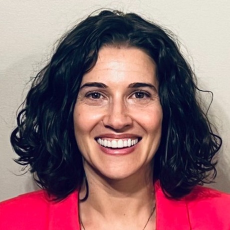 Molly Norton headshot