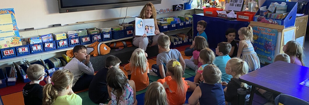 Elementary students and staff of beal city elementary school