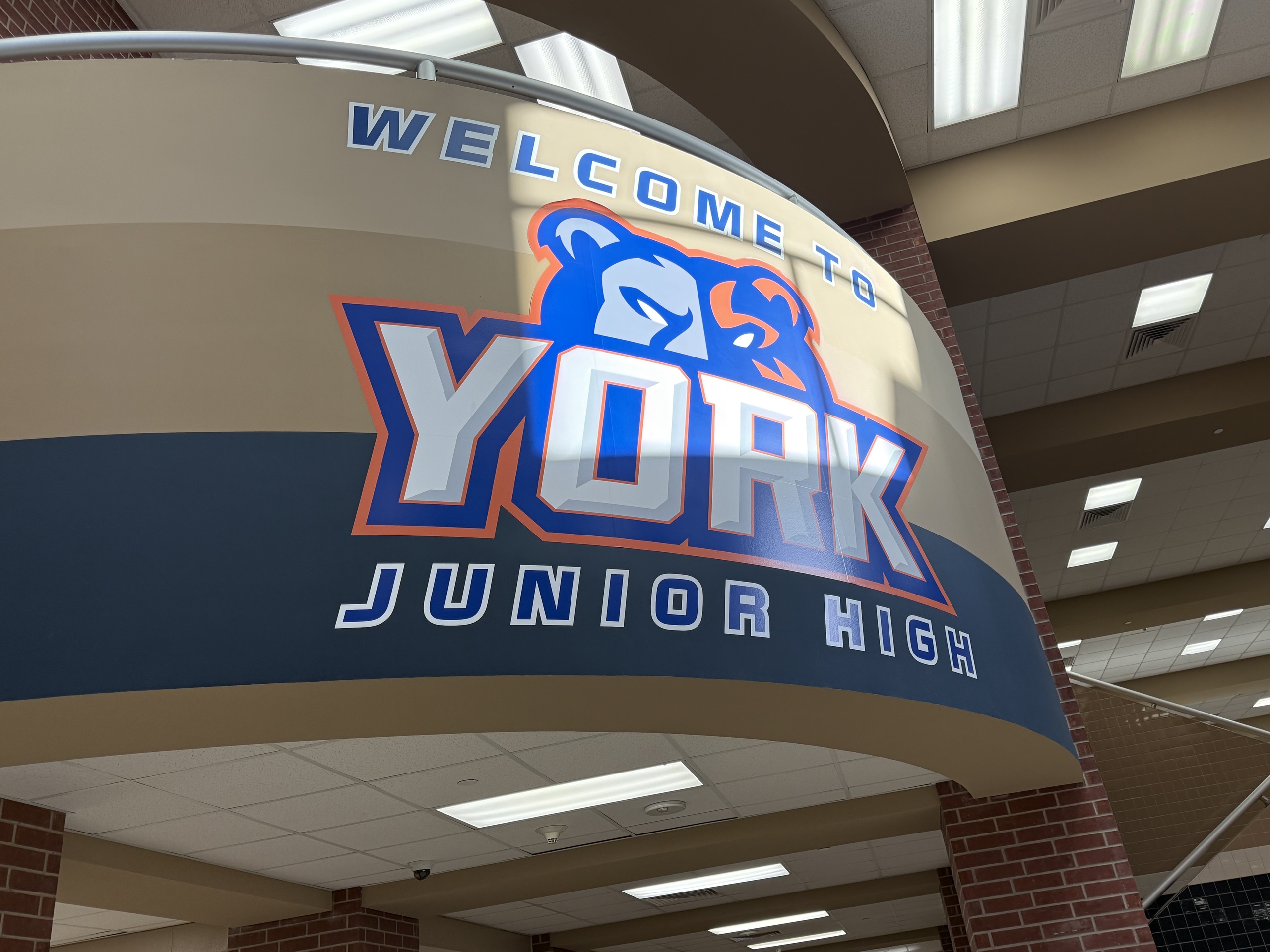 Home | York Junior High, image size:2560x1920