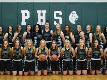 basketball women posing for a picture